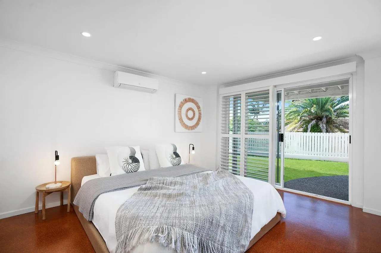 The White House - Spectacular Ocean Views, Wifi, Central Coolum Coolum Beach 0*,