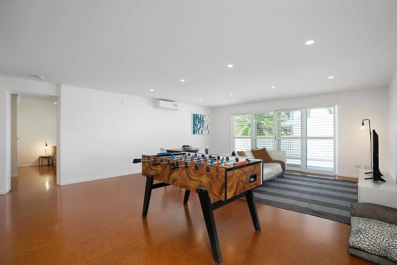 Holiday home The White House - Spectacular Ocean Views, Wifi, Central Coolum Coolum Beach