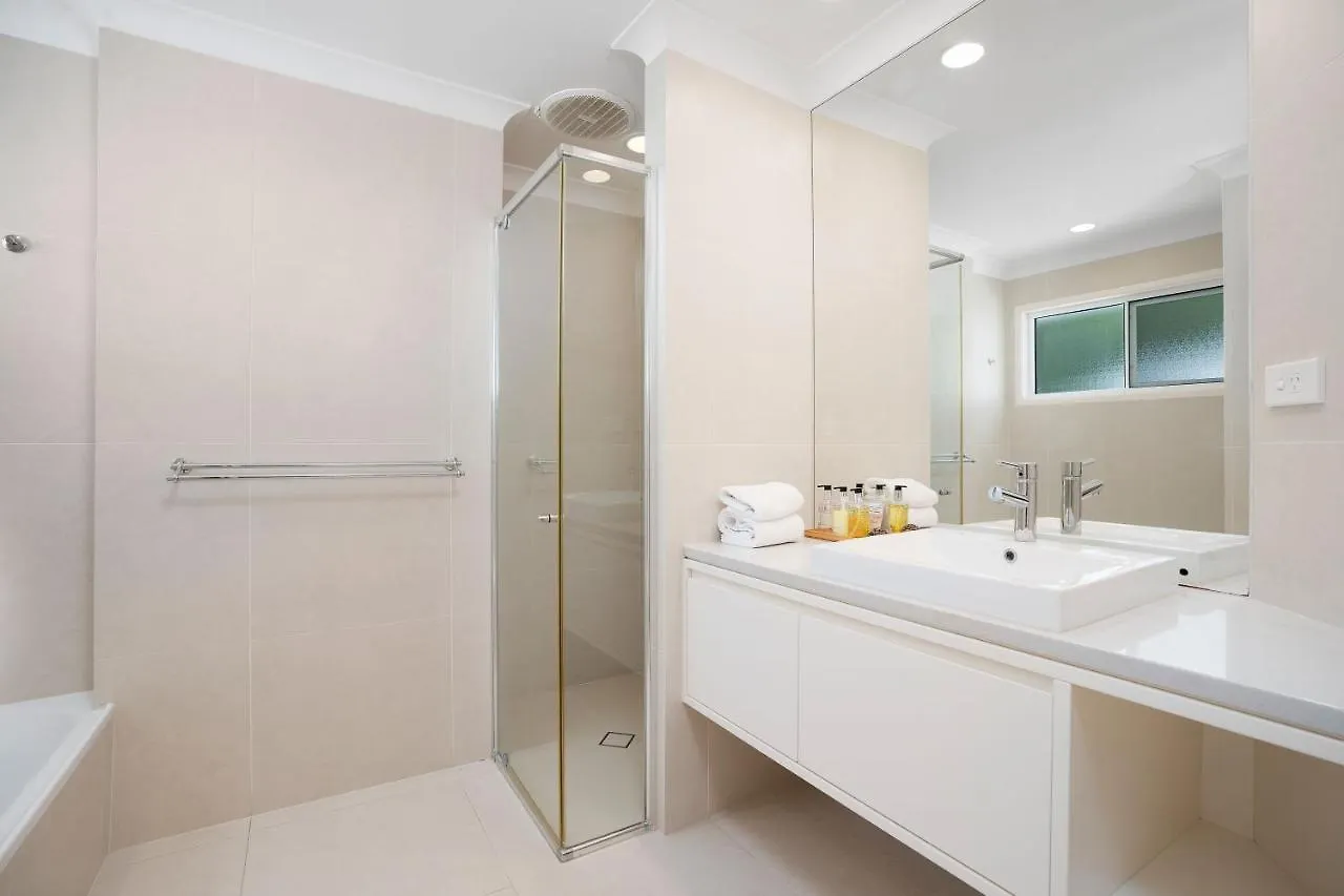 The White House - Spectacular Ocean Views, Wifi, Central Coolum Coolum Beach